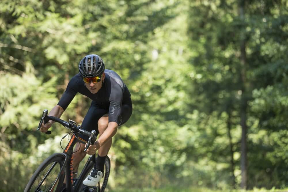 TriEye Brille mit Rückspiegel beim Training